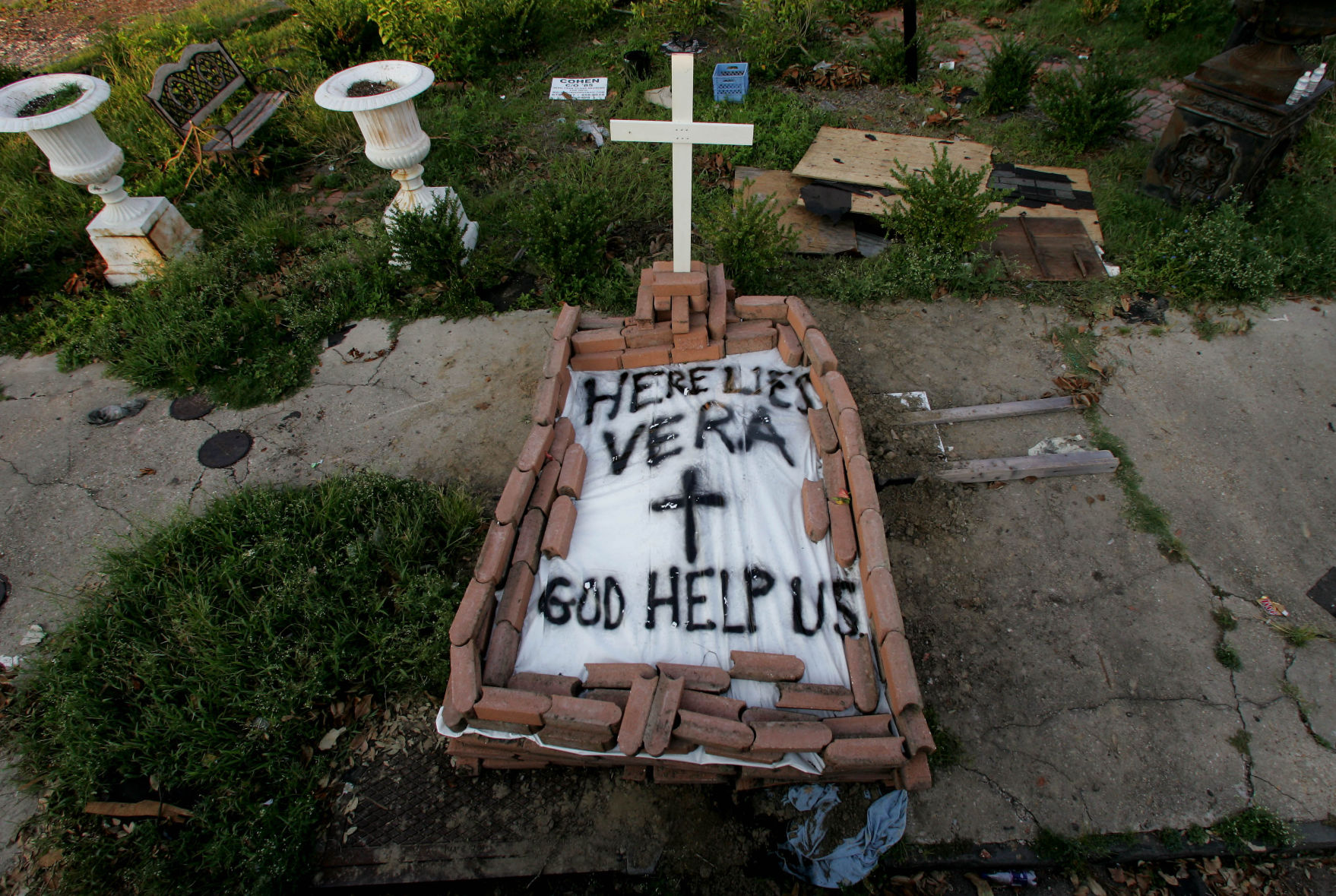TOPIX HURRICANE KATRINA